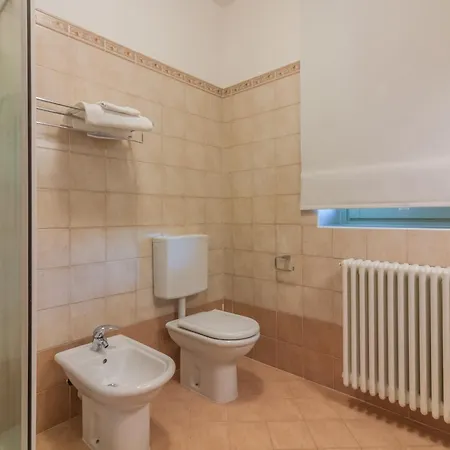 Lägenhet The Patio Over Varenna