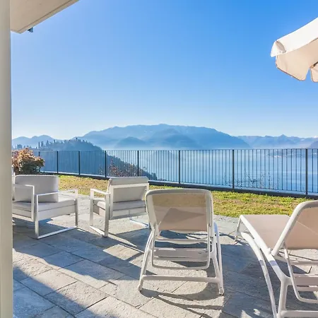 Апартаменты The Patio Over Varenna Перледо