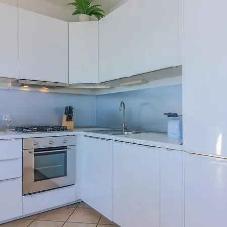 The Patio Over Varenna