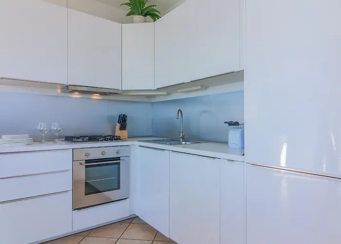 The Patio Over Varenna