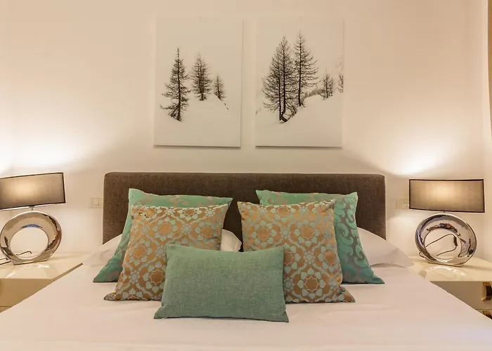 アパート The Patio Over Varenna *