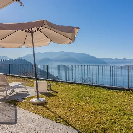 Lägenhet The Patio Over Varenna Perledo