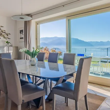 The Patio Over Varenna Apartamento *